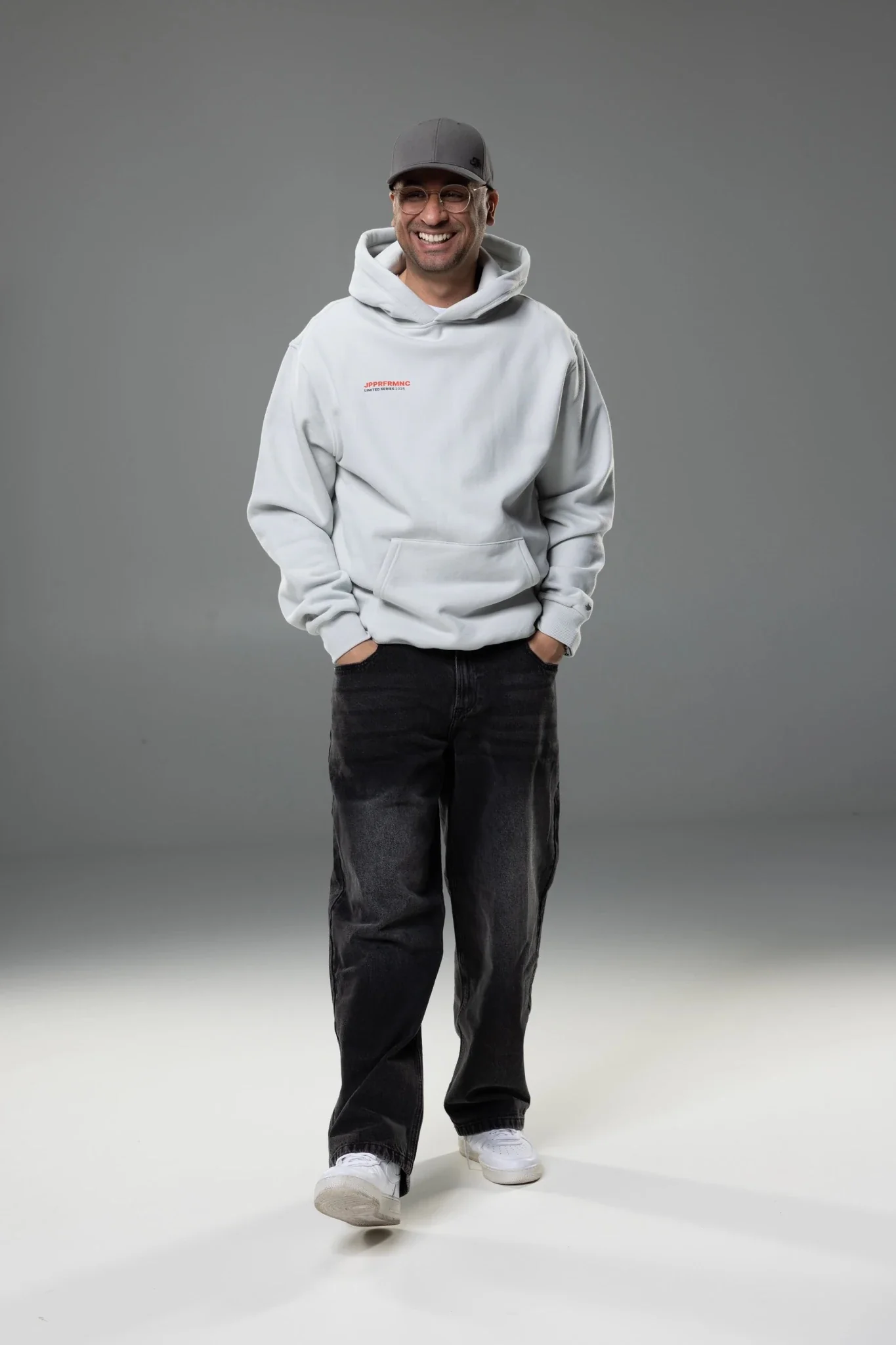 HOODIE STAY CLASSY - Image 3