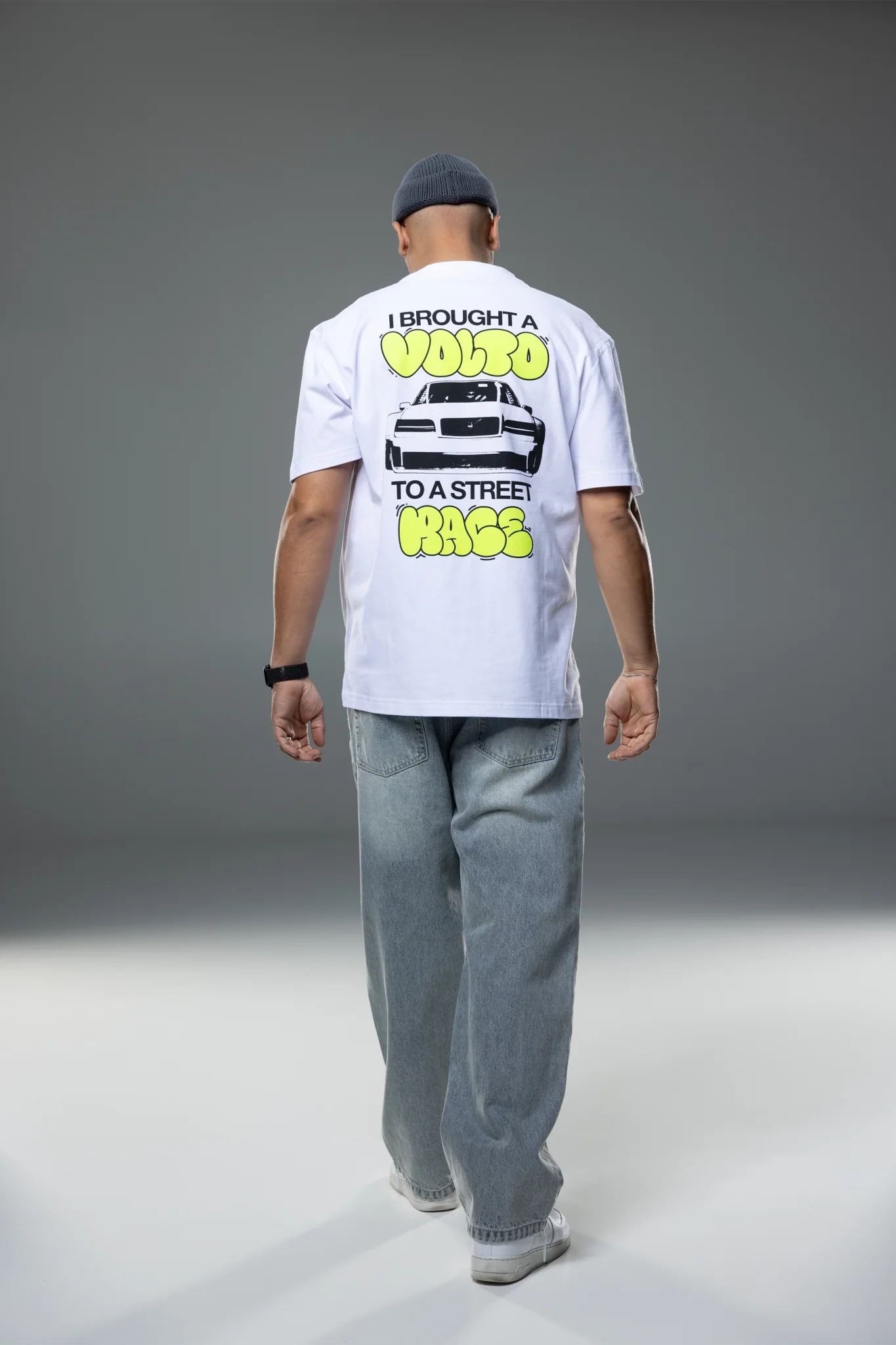 T-SHIRT 402,34 - Image 4